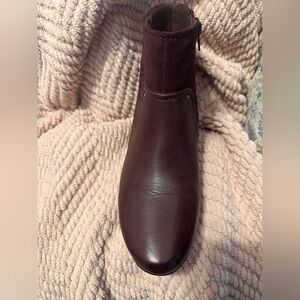 Clarks Women’s Emily Low Boot